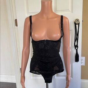 NWOT Elegant Black Lace Bodysuit style undergarment corset adjustable straps
